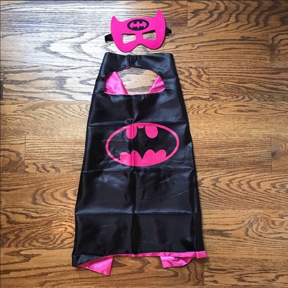 Other - 🎁🎉 Batgirl Cape/Mask Costume Set